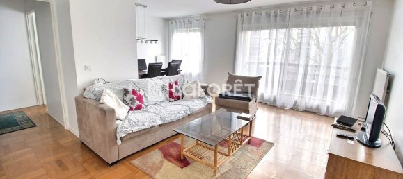 Квартира с 3 спальнями в Женвилье, Франция № 141952 2