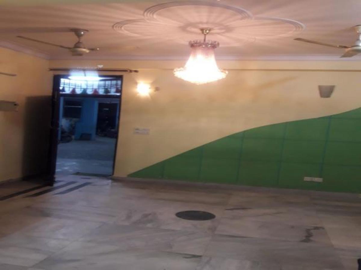 3 bedrooms House in Ghaziabad, India No. 4321