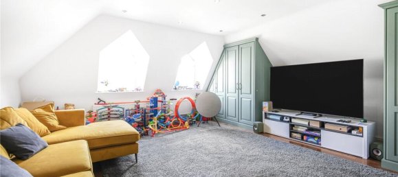 4 bedrooms House in Southgate, United Kingdom No. 6572 58