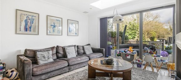 4 bedrooms House in Southgate, United Kingdom No. 6572 36