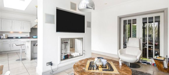 4 bedrooms House in Southgate, United Kingdom No. 6572 39