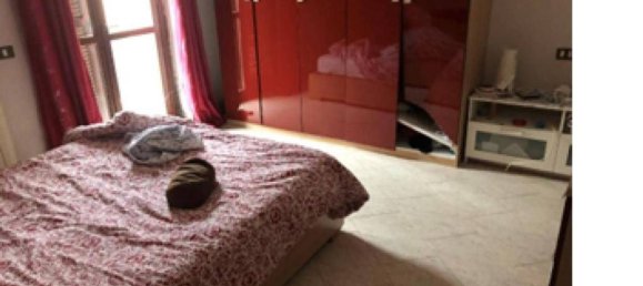 2-salle Appartement à Caselle Lurani, Italy No. 274047 7