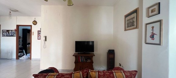 6 rooms Apartment in Apice, Italy No. 263011 3