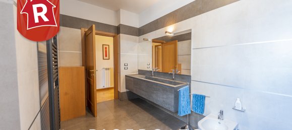 3 bedrooms Apartment in Lecce, Italy No. 137951 7