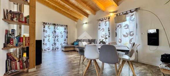 3 bedrooms Villa in Udine, Italy No. 262583 3