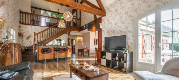 3 bedrooms House in Paley, France No. 194941 3