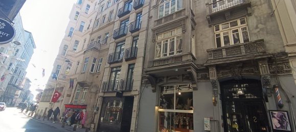 10 bedrooms Commercial property in Istanbul, Turkey No. 33903 3