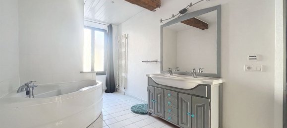 5 bedrooms House in Reims, France No. 256167 7