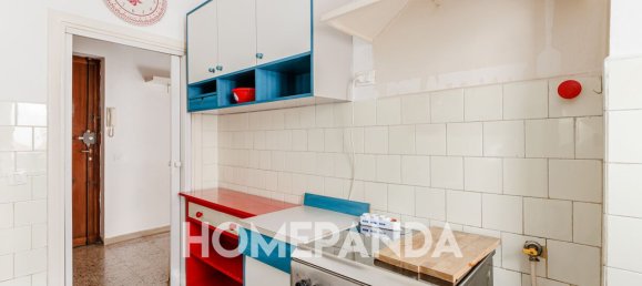 Studio in Rome, Italy No. 133009 7