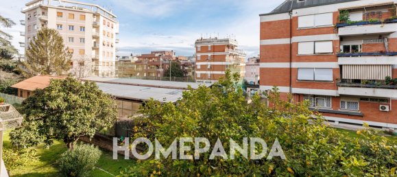 Studio in Rome, Italy No. 133009 4