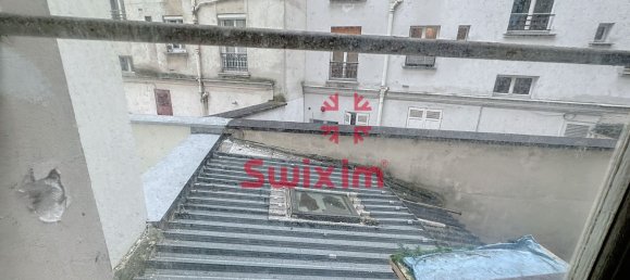 66m² Commercial property in Paris, France No. 167201 4