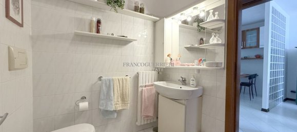 Квартира с 2 спальнями в Менаджо, Италия № 310013 14