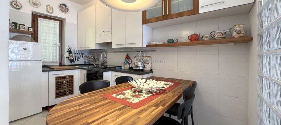 Квартира с 2 спальнями в Менаджо, Италия № 310013 12