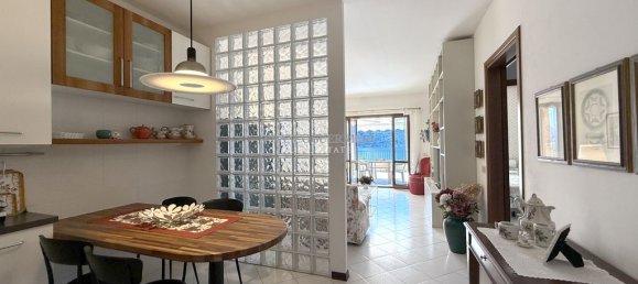 Квартира с 2 спальнями в Менаджо, Италия № 310013 3