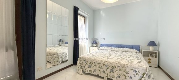 Квартира с 2 спальнями в Менаджо, Италия № 310013 13