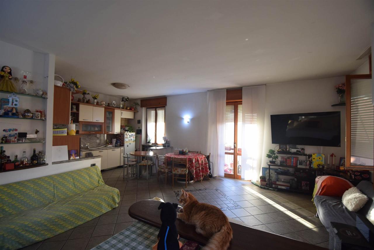 Apartamento de 2 divisões em Piacenza, Italy N.º 31643