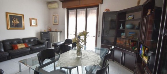 Apartamento de 3 divisões em Magenta, Italy N.º 286366 5