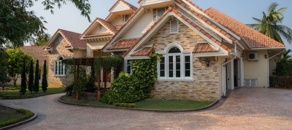 Casa de 9 dormitorios en Chiang Mai, Thailand No. 59588 10