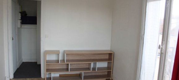 2 rooms Apartment in Paris, France No. 315692 9