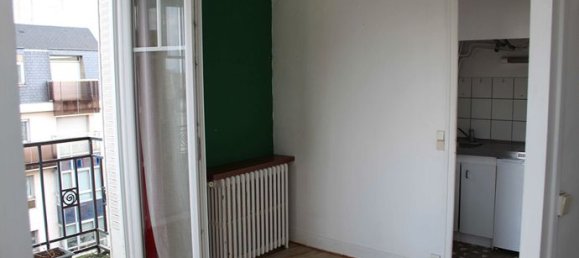 2 rooms Apartment in Paris, France No. 315692 5
