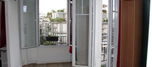 2 rooms Apartment in Paris, France No. 315692 3