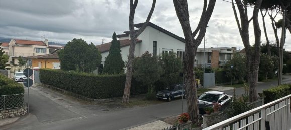 4 rooms Apartment in Camaiore, Italy No. 261591 28