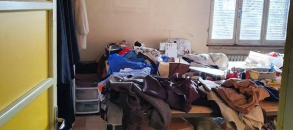 7 rooms Apartment in Cortemaggiore, Italy No. 94696 26