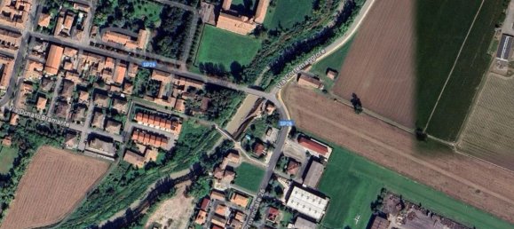 7 rooms Apartment in Cortemaggiore, Italy No. 94696 3