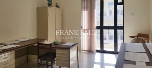  مكتب في Santa Venera, Malta 130متر مربع رقم 12031 11
