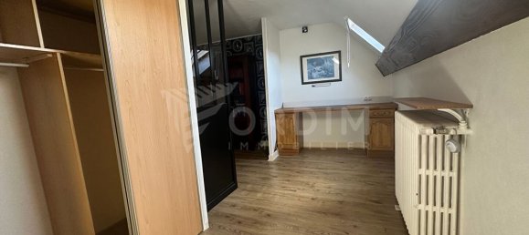 2 bedrooms House in Clamecy, France No. 340229 12