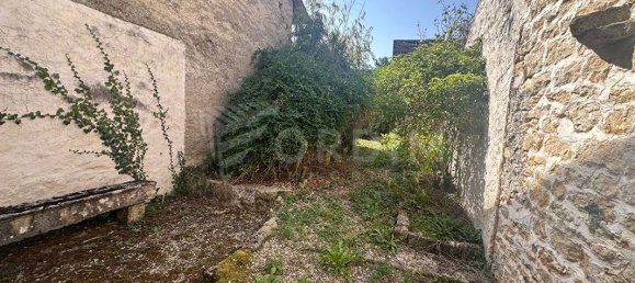 2 bedrooms House in Clamecy, France No. 340229 16