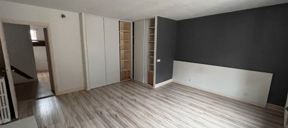 2 bedrooms House in Clamecy, France No. 340229 13