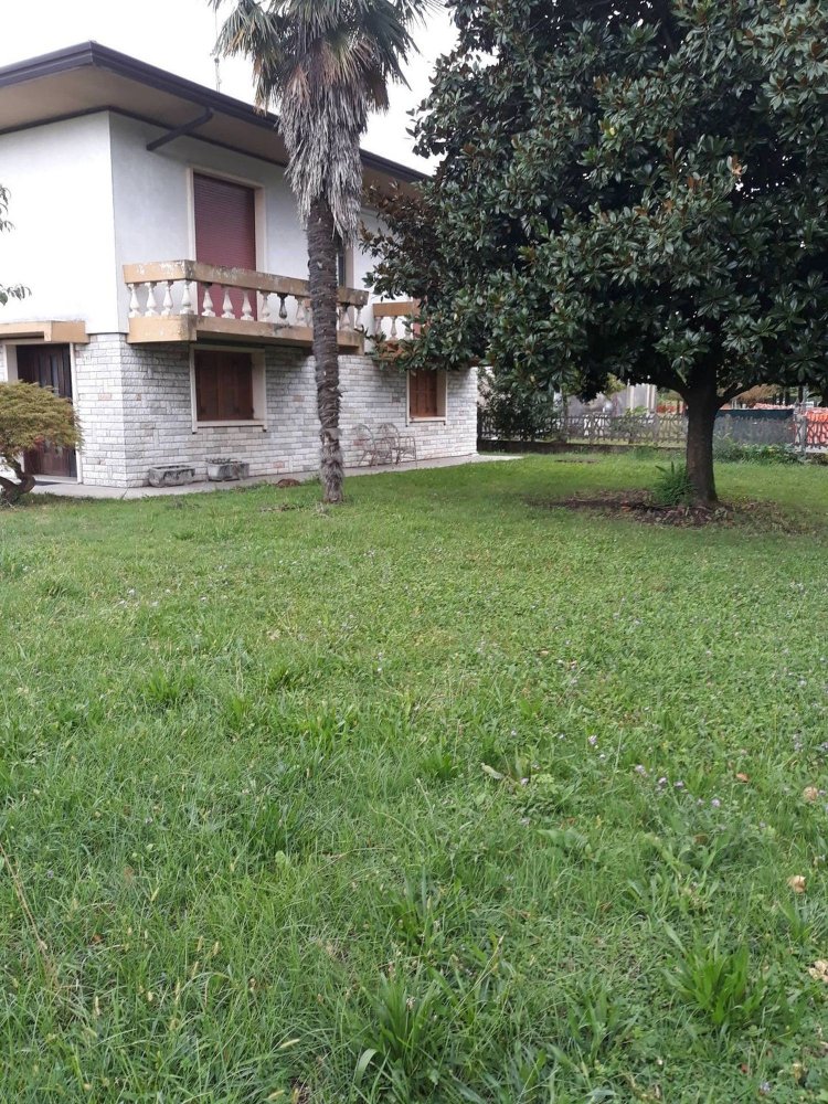 6 Schlafzimmer Haus in San Vendemiano, Italy, Nr. 332583
