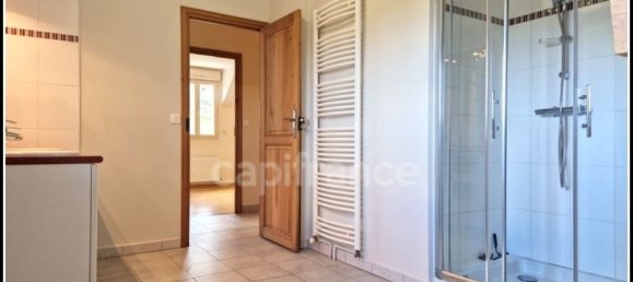 4 bedrooms House in Auxerre, France No. 202860 11