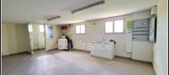 4 bedrooms House in Auxerre, France No. 202860 17