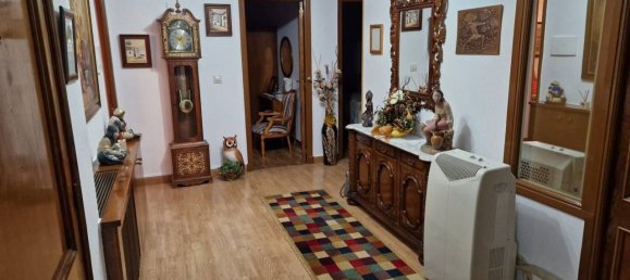 3 bedrooms Apartment in Ourense, Spain No. 190669 2