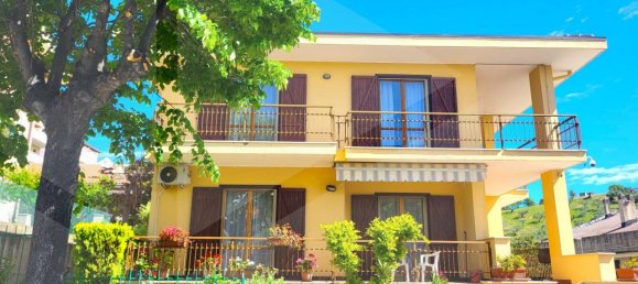 12غرفة فيلا في Spoltore, Italy رقم 26552 21