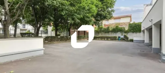 1334m² Office in Gentilly, France No. 346111 15