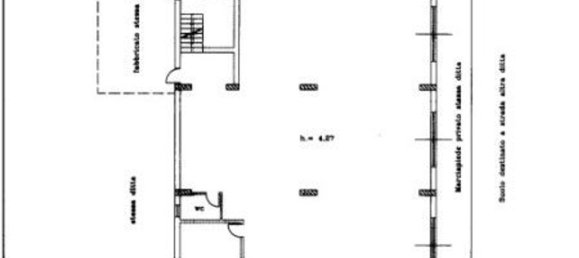 310m² Commercial property in Locri, Italy No. 341032 13