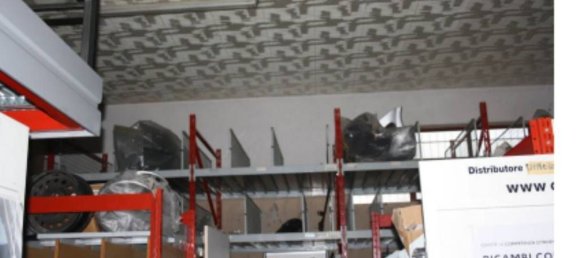 310m² Commercial property in Locri, Italy No. 341032 7