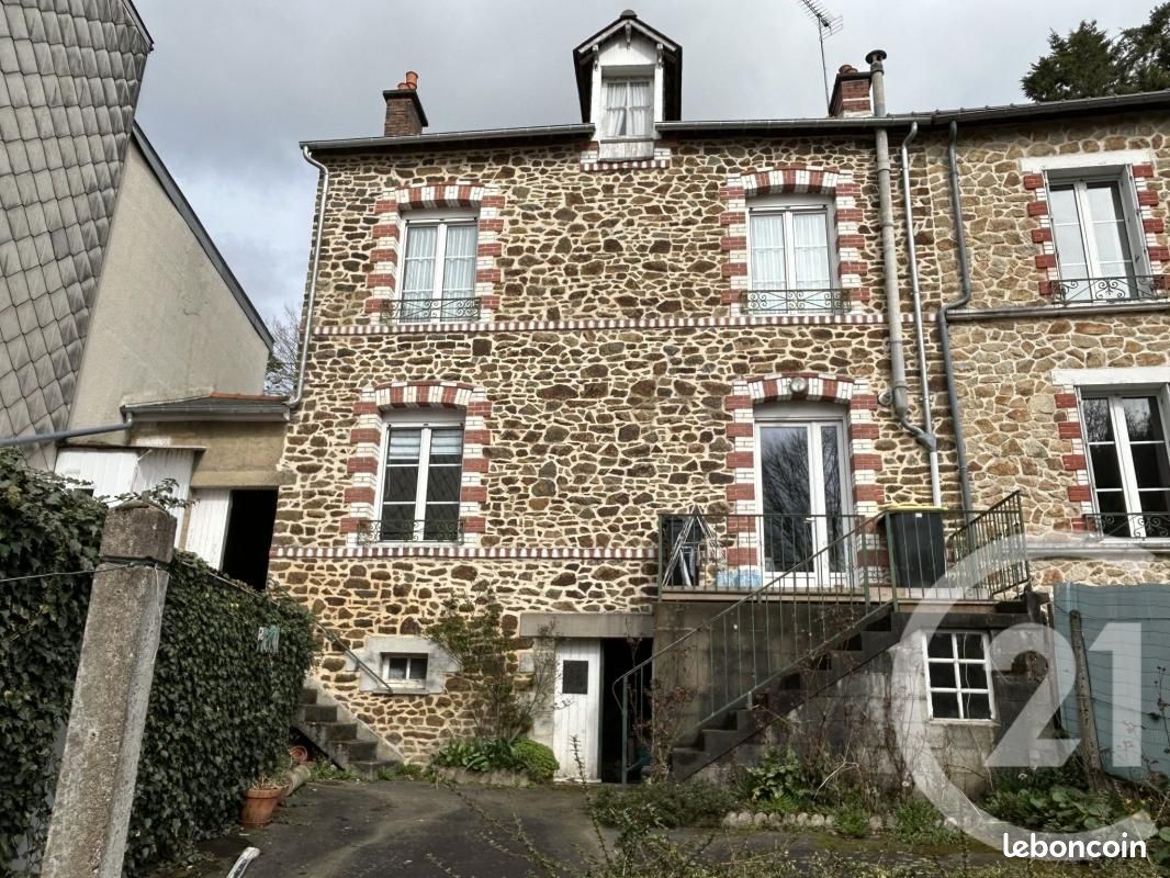 2 غرف نوم تاون هاوس في Fougeres, France رقم 260559