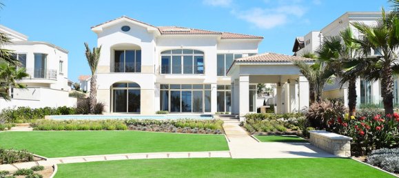 6 bedrooms Villa in Larnaca, Cyprus No. 12496 2