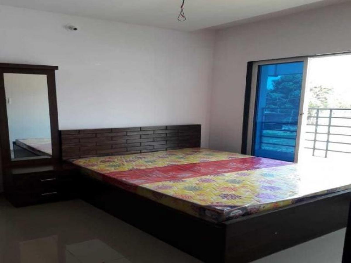 2 bedrooms House in Mumbai, India No. 17966