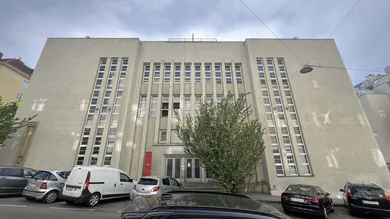  مرآب في Margareten, Austria رقم 185579