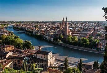 4 rooms Apartment in Verona, Italy No. 34082
