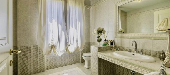 4 غرف نوم فيلا في San Giuliano Terme, Italy رقم 390816 10