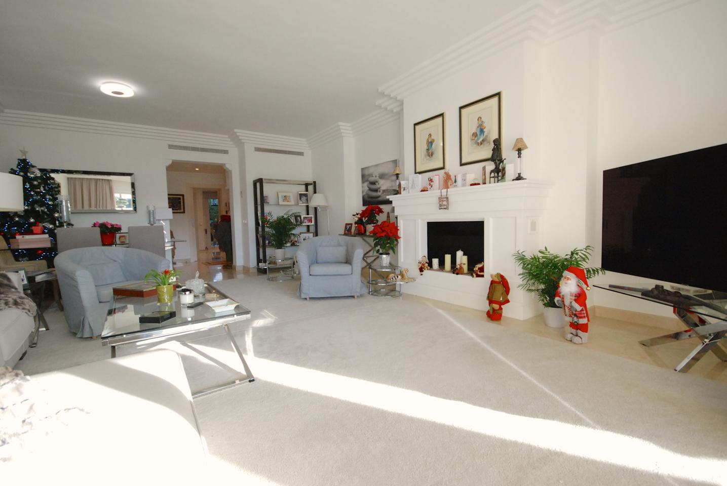 Apartamento T2 em Marbella, Spain N.º 92931