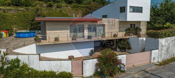 3 bedrooms House in Celorico de Basto, Portugal No. 180929 2