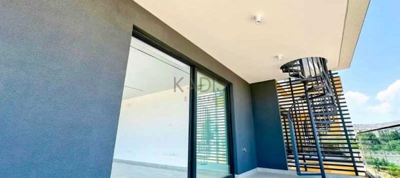 3 bedrooms Penthouse in Agios Athanasios, Cyprus No. 18298 7