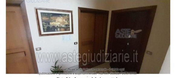 5 rooms Apartment in Rome, Italy No. 292306 11
